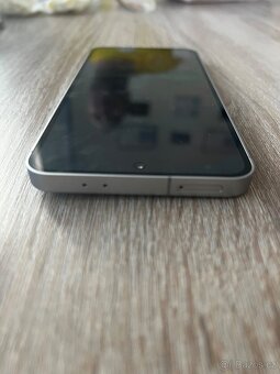 Samsung S24 FE 8gb/128gb - 4