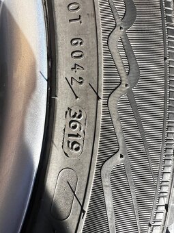 Audi 255/45 R18 zimní pneu - 4