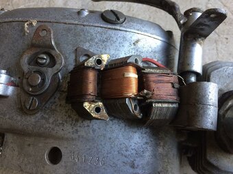 Motor Pionýr Jawa 21 - 4
