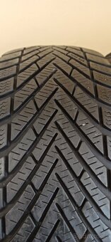 Pirelli Winter Cinturato 205/55 R16 91T 5 - 6 mm - 4
