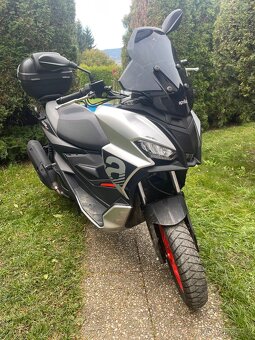 Aprilia sr 125gt - 4