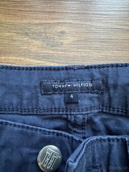 Dámské plátěné kalhoty Tommy Hilfiger - 4