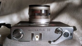 Minolta Hi-Matic 11 Rokkor PF 45 mm f/1,7 35mm fotoaparát - 4