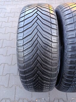 205/55/16 zimní pneu michelin - 4