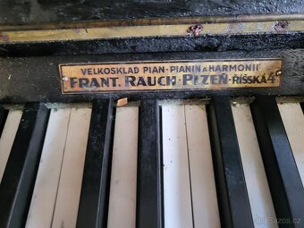 Piano Akord - 4