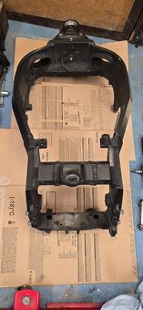 GSXR 750 K4-5 Rám s TP - 4