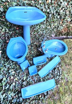 Sanitární keramika - retro set - 4