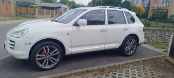 Porsche Cayenne 3.6 benzín 4x4 - 4