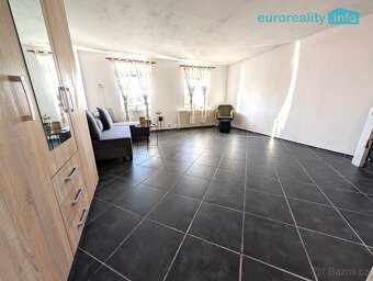 Prodej, rodinný dům, 673 m2, Hlupín u Horažďovic - 4