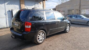 Kia Carnival 2.9crdi - 4