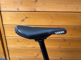 Woom 4 - červené lehké hliníkové 20" dětské jízdní kolo - 4