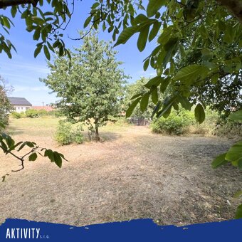 Pronájem zahrady s kůlnou v Třesově 1200m² - 4