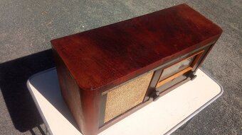Philips 109A-14, 1937-38, staré stolní rádio. - 4