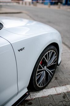 Napis logo AUDI V6T V8T oznaceni na blatnik - 4