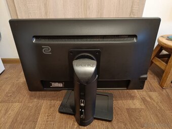 Herní monitor Benq Zowie XL2411 24" - 4