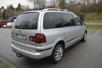 Prodám VW Sharan 2.0 TDI, r.v. 2009, sedm míst - 4