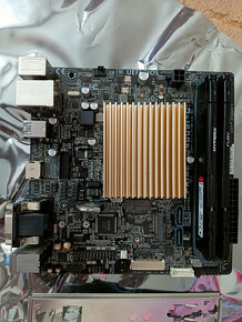 MB ASUS Prime J4005I-C integr. CPU, ITX + RAM - 4