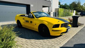 Ford Mustang GT 4.6 V8 Premium - 4