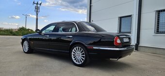 2005 Jaguar XJ8 L 4.2 V8 - 4