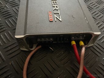Hertz EP X2 zesilovač - 4