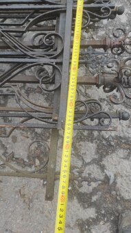 Starý železný plot, plotové dílce, 12bm - 4