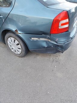 Škoda Octavia 2.  1.6 (75KW) - havarovaná - 4