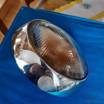 JAWA KÝVAČKS PREDNÍ SVĚTLO - 4