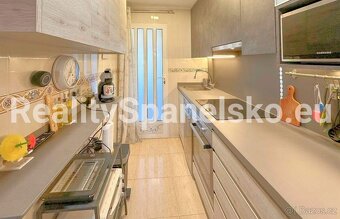 Prostorný dvoupodlažní dům poblíž Růžového jezera 239.990EUR - 4