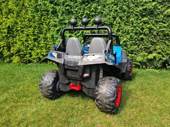 RZR polaris 900 Peg Perego - 4