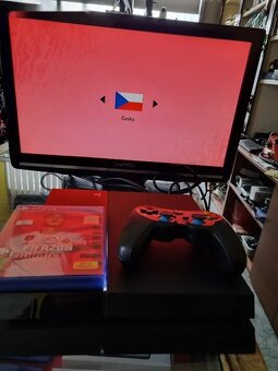 Playstation 4 500Gb, ovladač, hra Fifa 2020 - 4