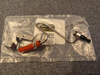 RENAULT 8200679939 - 4