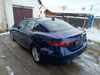 Alfa Romeo giulia - 4