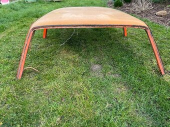 BMW e10 - střecha - 4