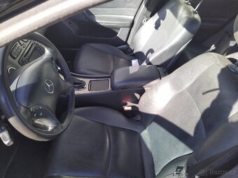 Mercedes w203 c30amg - 4