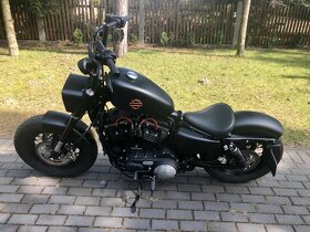 Harley Davidson Sportster Iron 883 - 4