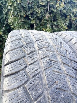 Zimní equipe 235/70r16 - 4