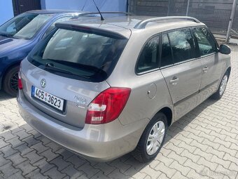 Škoda Fabia combi 1.2 HTP 51kw Ambiente,klima, slušný stav - 4