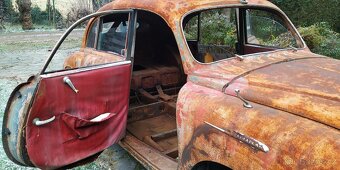 Tatra 600 Tatraplan - 4