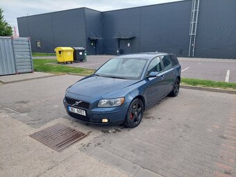 Prodám Volvo V50 2.4i 125kw - 4