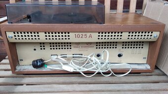 Rádio Tesla 1025 a BOLERO - 4