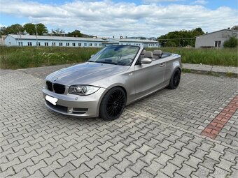Bmw 125i E88 - 4
