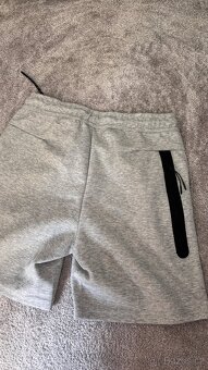Nike Tech fleece Kratasy - 4