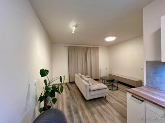 Pronájem bytu 2+kk • 48 m² , Oldřichovská, Praha - Ďáblice - 4