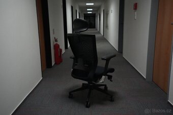 Kancelářská židle SIDIZ T50 - 4