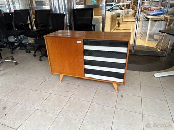 Komoda U-458 J. Jiroutek - 4