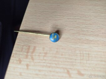 Odznáčky směs - 4