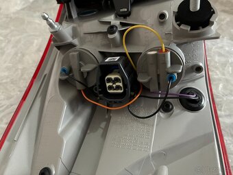 Pravé zadní světlo - Ford Focus combi (2018) - 4