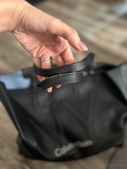 Calvin Klein NY velká kabelka – minimalistický chic styl - 4