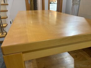 Jídelní stůl - bukový masiv - 4