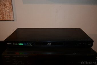 Přehravač 3D Blu-ray LG BD660 - 4